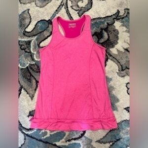 Layer 8 - Performance - quick dry woman’s sport shirt